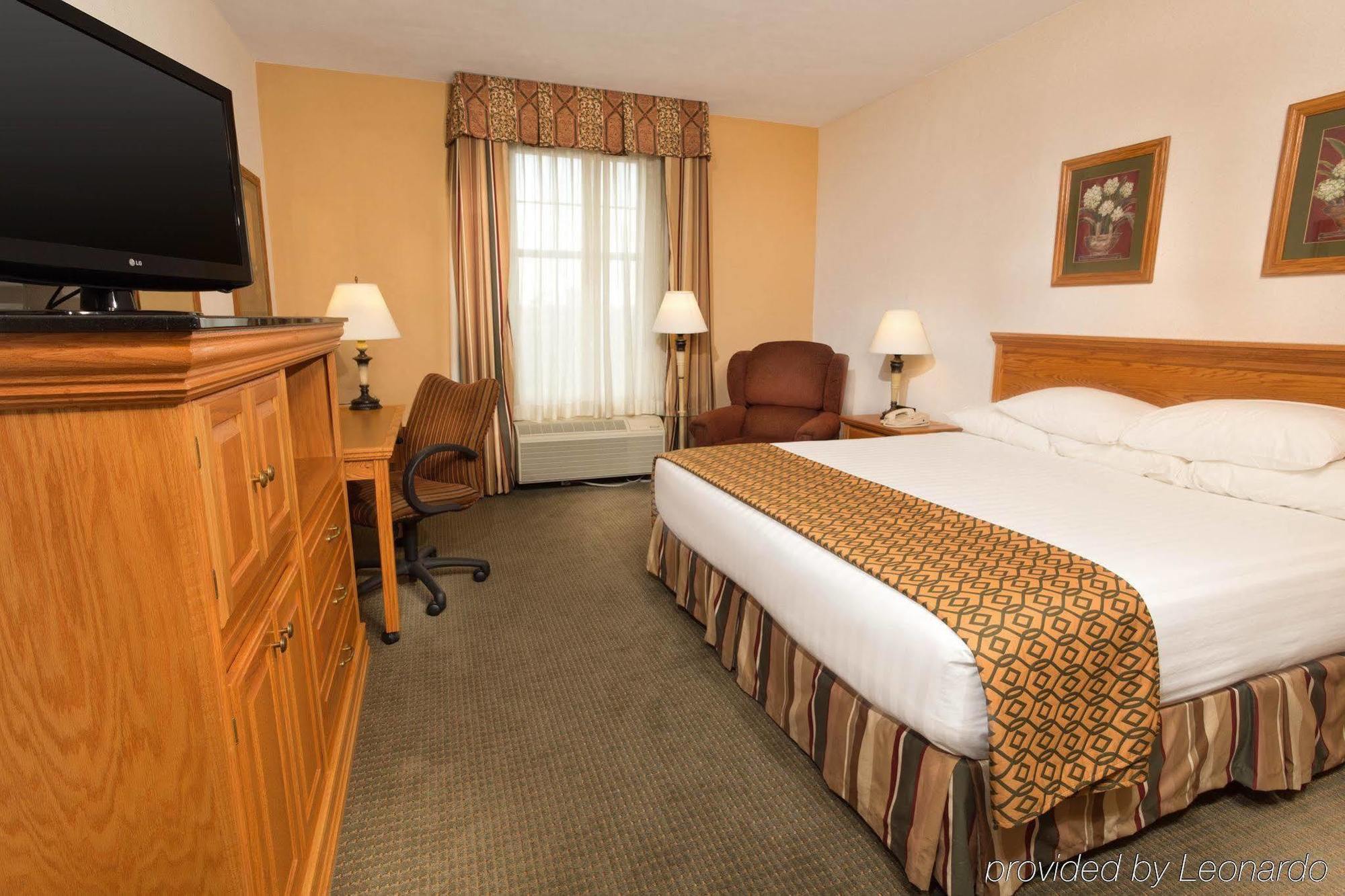 Drury & North Stone Oak 3* San Antonio