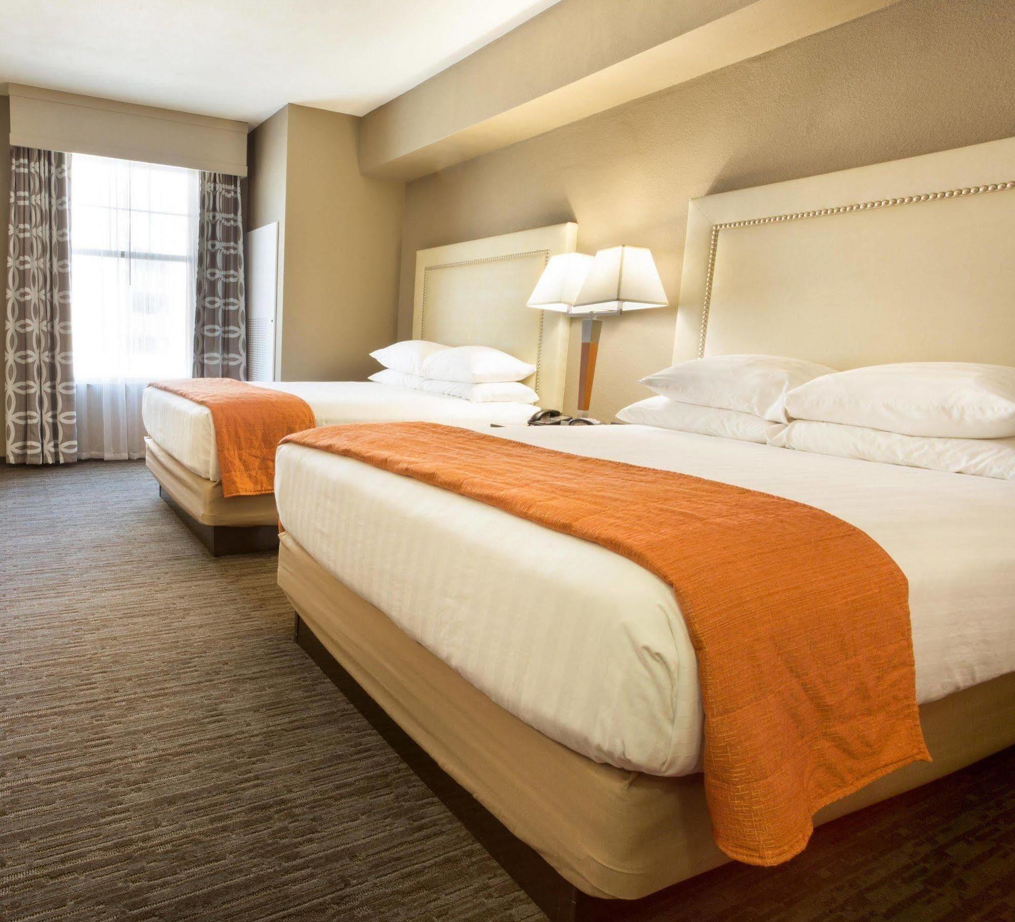 Drury & North Stone Oak Hotel San Antonio
